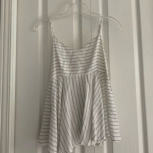 Great and white cami tie up in back size S